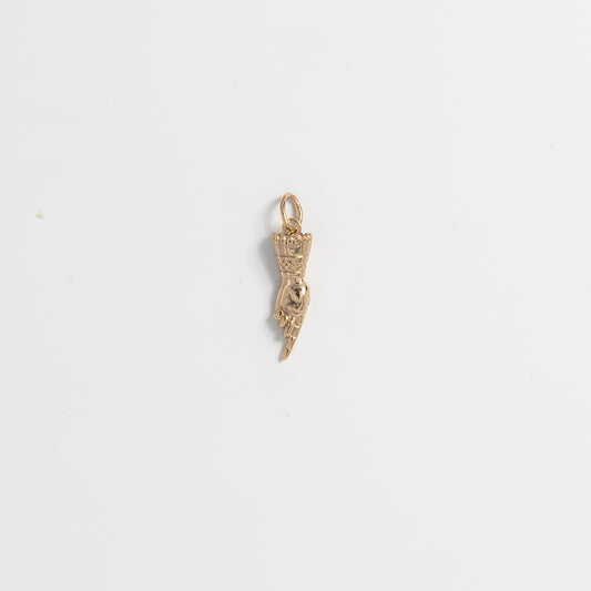 Frida Kahlo Pointing Hand Charm (18ct Gold Vermeil)