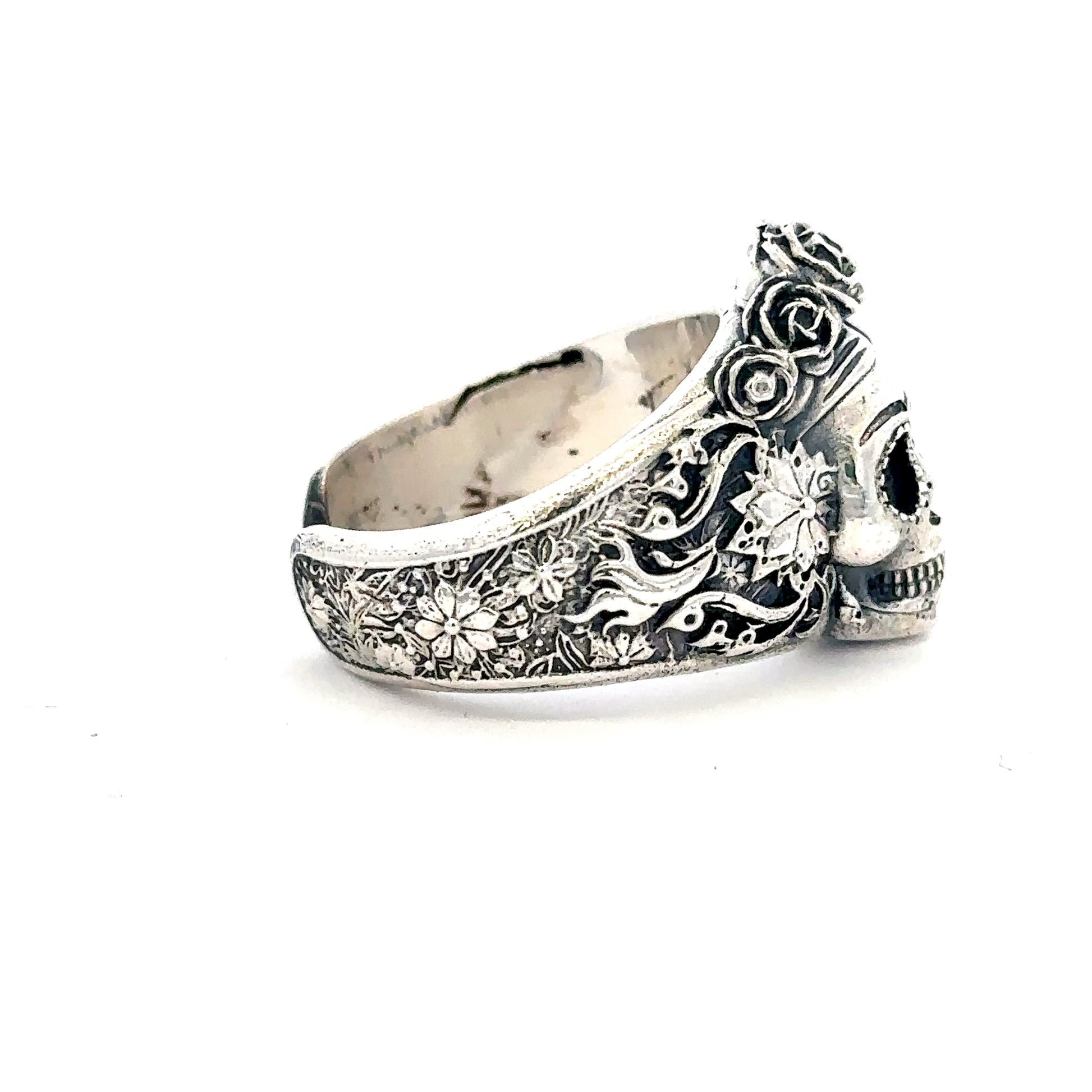 Licensed To Charm Frida Kahlo Sugar Skull Ring side view with rose details