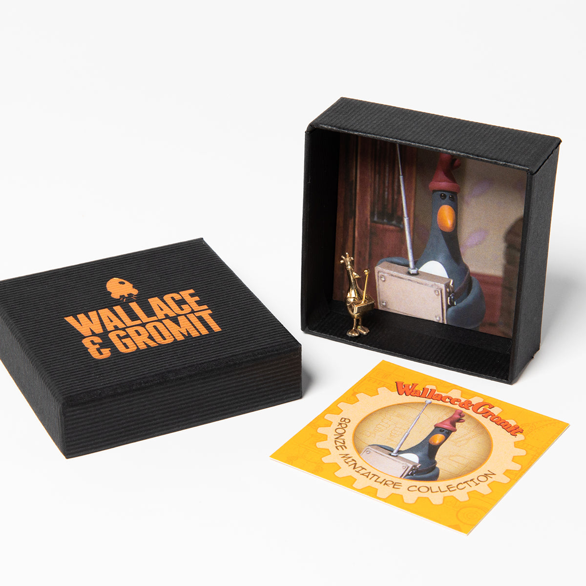 Feathers McGraw Bronze Figurine presented in Wallace & Gromit branded gift box – officially licensed collectable by Licensed To Charm