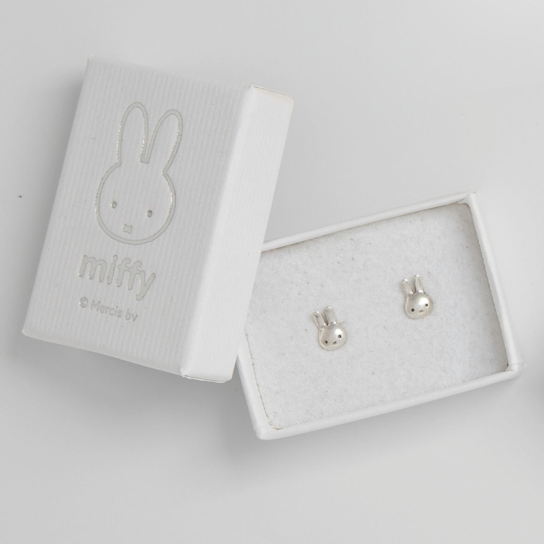 Miffy Head Stud Earrings in sterling silver, featuring Miffy’s iconic silhouette. A charming everyday accessory for Miffy fans and gift lovers