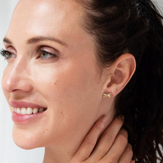 Delicate 18ct Gold Vermeil Butterfly Earrings inspired by Frida Kahlo’s love of nature. Perfect for bridesmaids and everyday elegance.