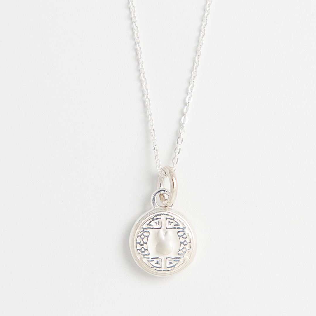 Sterling Silver Miffy Mini Rabbit Coin Necklace, showcasing Miffy’s playful charm in a traditional-inspired design. A stylish keepsake for Miffy enthusiasts.