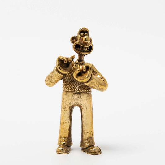 Wallace Bronze Figurine with antique patina, featuring Wallace in his iconic attire. A handcrafted collectible for Wallace & Gromit fans.