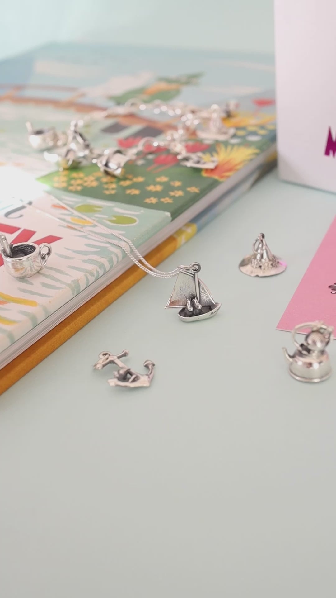 Moomins Nibling Umbrella Charm Bracelet (Sterling Silver)