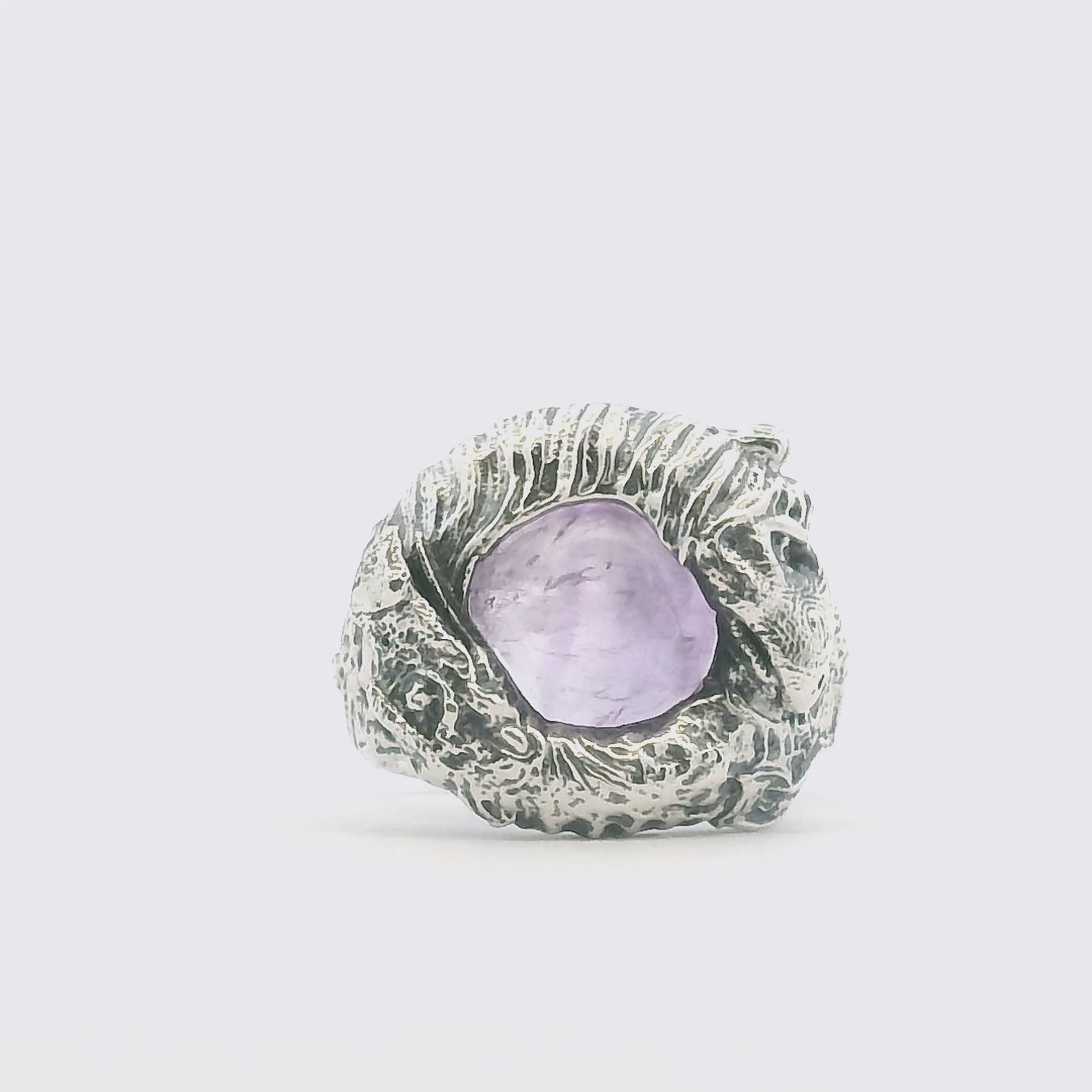 360-degree turnaround video of the Skeksis Ring, highlighting its intricate Dark Crystal-inspired design and the deep purple amethyst stone
