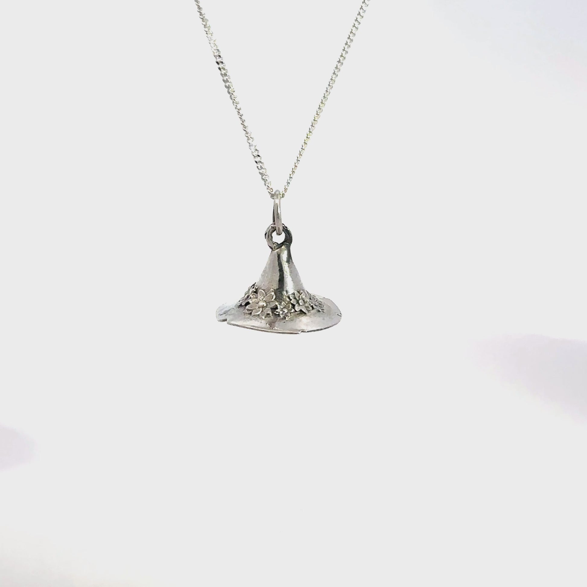 Moomins Snufkin's Hat Necklace (Sterling Silver)