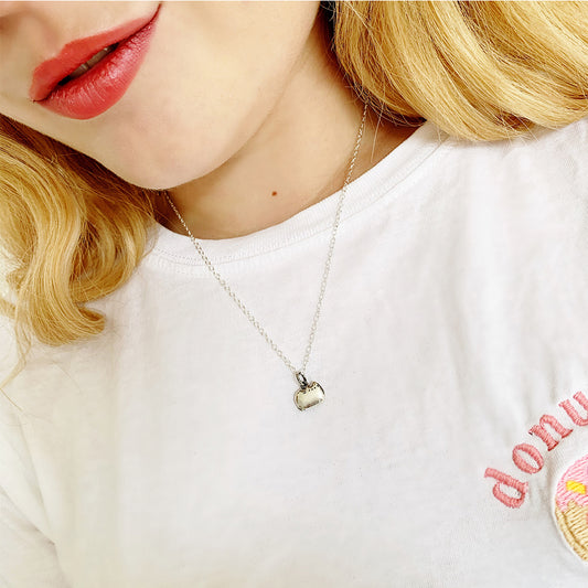 Pusheen Sitting Cat Necklace (Sterling Silver)